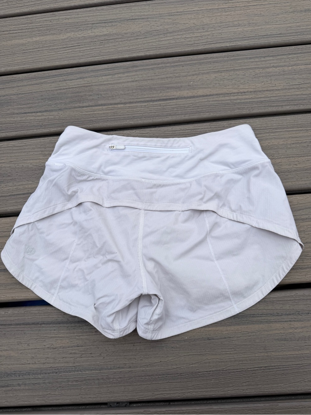 Size 4 lululemon athletica Women's Light White Athletic Running Shorts